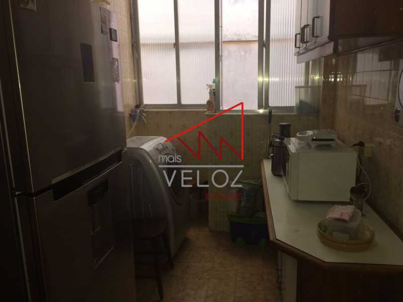 Apartamento à venda com 2 quartos, 75m² - Foto 15