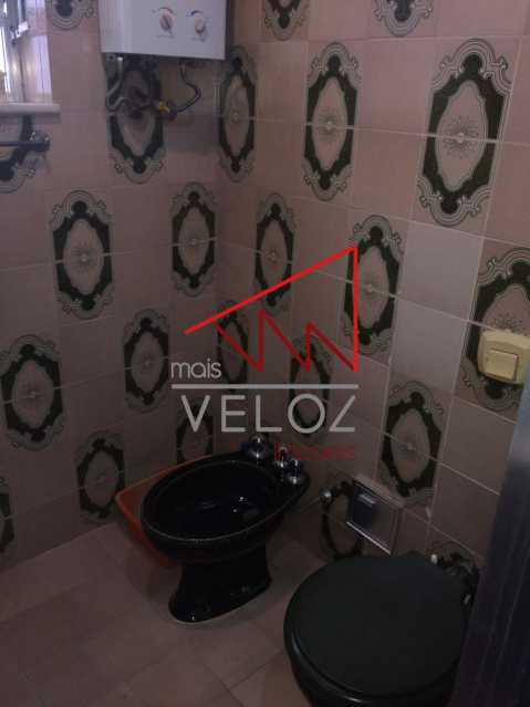 Apartamento à venda com 2 quartos, 75m² - Foto 18