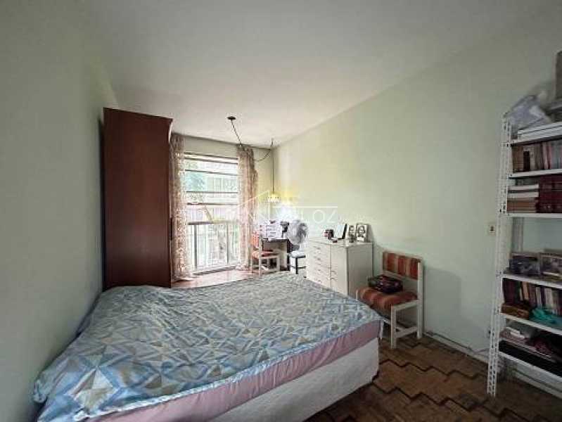 Apartamento à venda com 3 quartos, 136m² - Foto 11