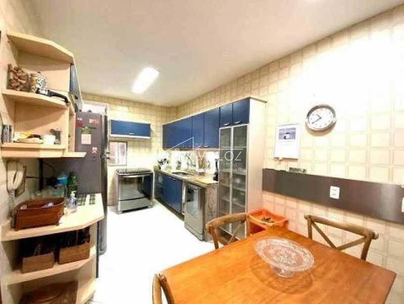 Apartamento à venda com 4 quartos, 240m² - Foto 11