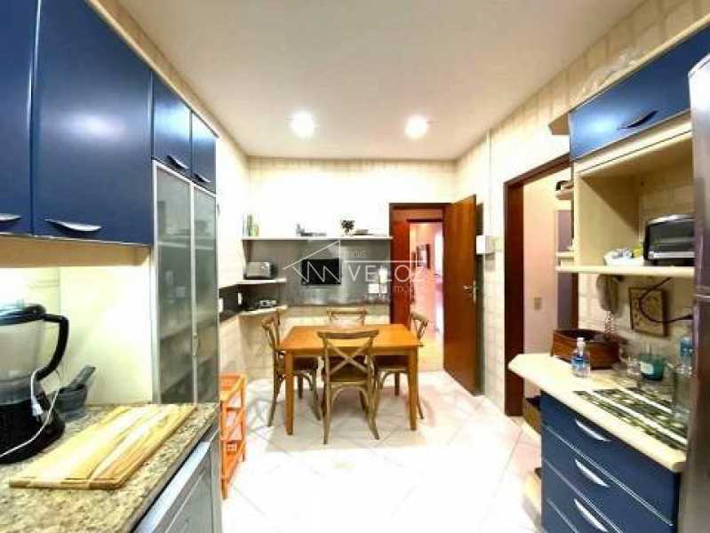 Apartamento à venda com 4 quartos, 240m² - Foto 13