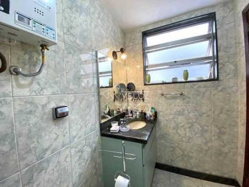 Apartamento à venda com 4 quartos, 240m² - Foto 10