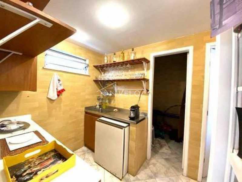 Apartamento à venda com 4 quartos, 240m² - Foto 19