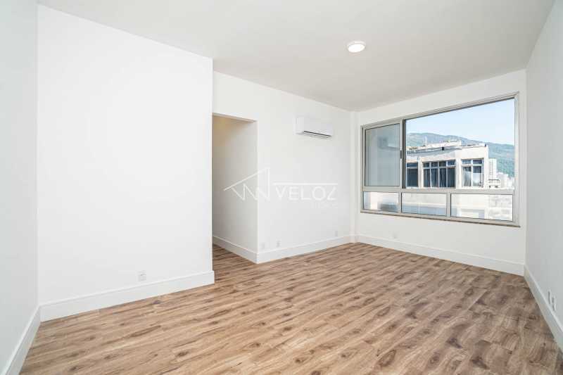 Apartamento à venda com 4 quartos, 130m² - Foto 3