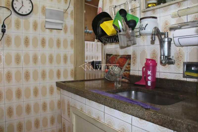 Apartamento à venda com 2 quartos, 59m² - Foto 11