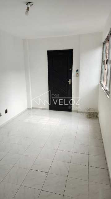 Apartamento à venda com 1 quarto, 37m² - Foto 1