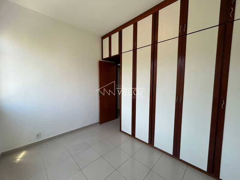 Apartamento à venda com 2 quartos, 58m² - Foto 13