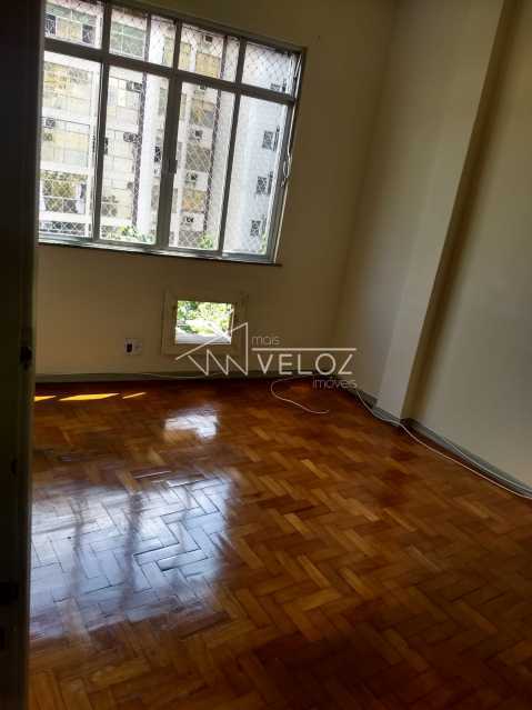 Apartamento à venda com 2 quartos, 79m² - Foto 2