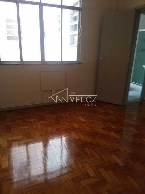 Apartamento à venda com 2 quartos, 79m² - Foto 9