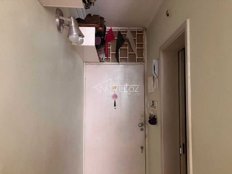 Apartamento à venda com 1 quarto, 30m² - Foto 12