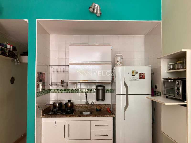 Apartamento à venda com 1 quarto, 30m² - Foto 18