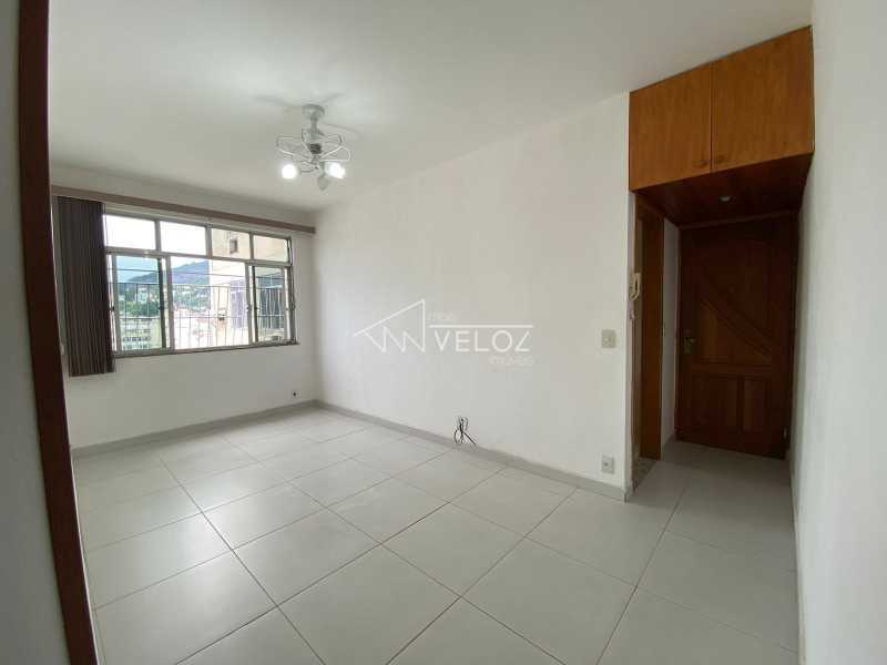 Apartamento à venda com 2 quartos, 54m² - Foto 1