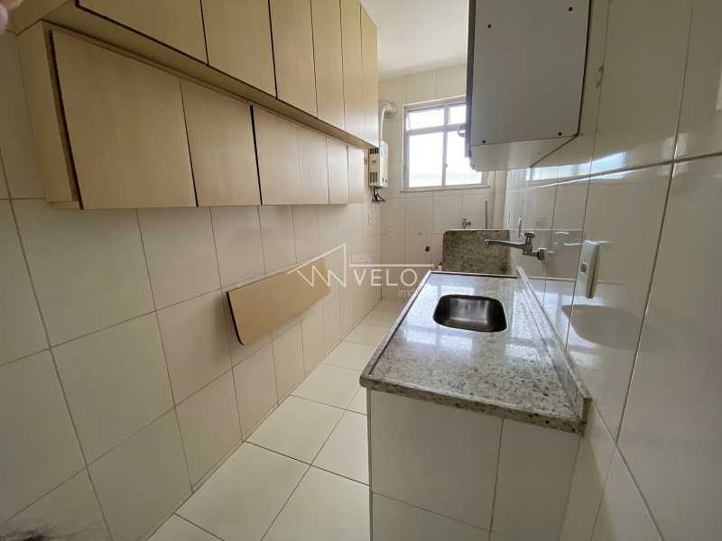 Apartamento à venda com 2 quartos, 54m² - Foto 25