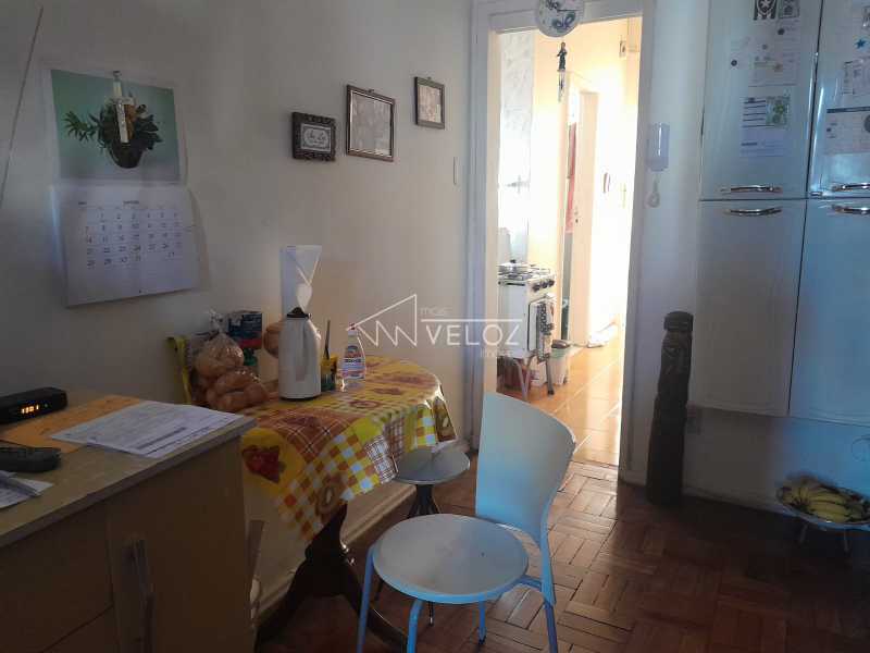 Apartamento à venda com 1 quarto, 33m² - Foto 2