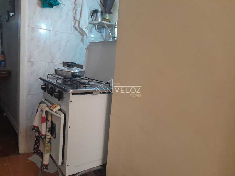 Apartamento à venda com 1 quarto, 33m² - Foto 18