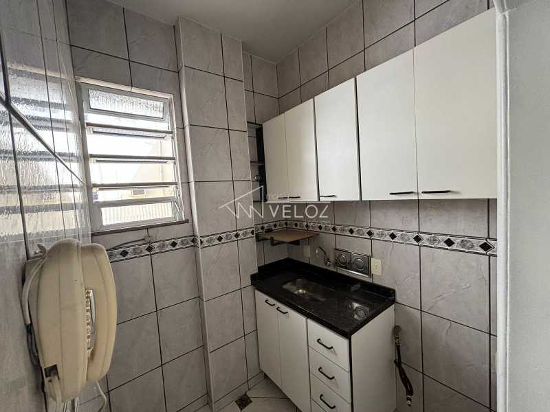 Apartamento à venda com 1 quarto, 47m² - Foto 13