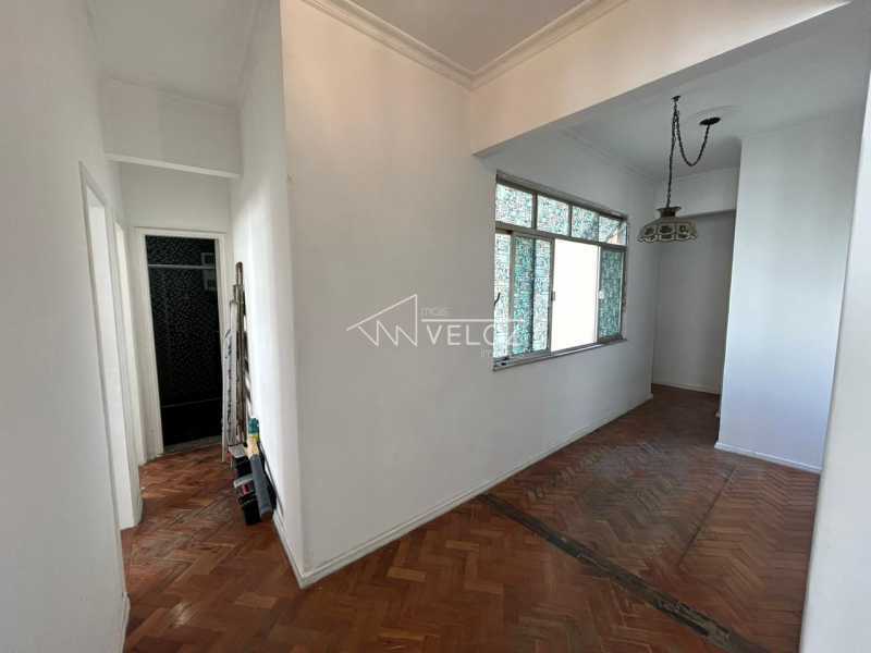 Apartamento à venda com 3 quartos, 95m² - Foto 4