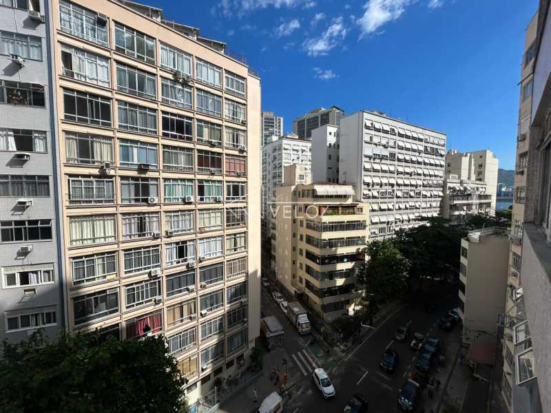 Apartamento à venda com 3 quartos, 95m² - Foto 17