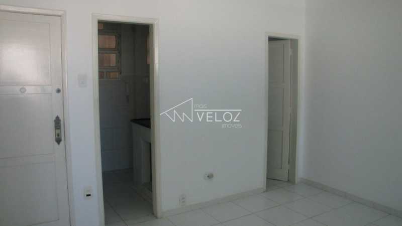 Apartamento à venda com 1 quarto, 33m² - Foto 3