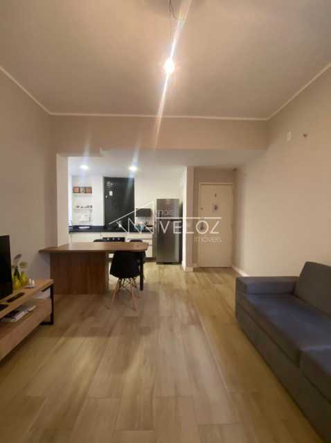 Apartamento à venda com 2 quartos, 76m² - Foto 1