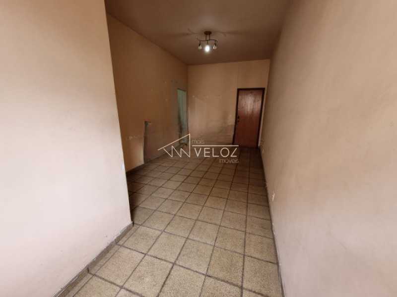 Apartamento à venda com 2 quartos, 65m² - Foto 11