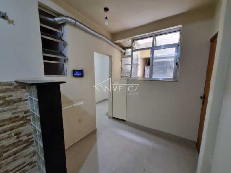 Apartamento à venda com 2 quartos, 65m² - Foto 16