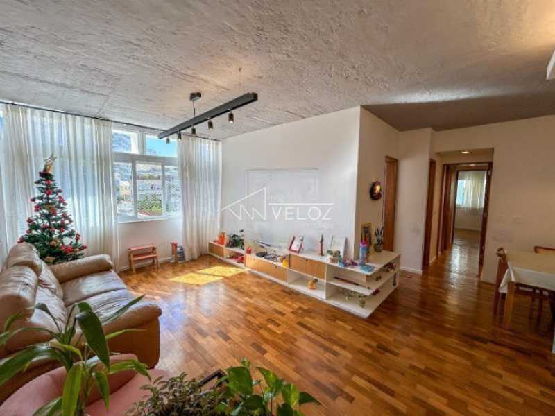 Apartamento à venda com 3 quartos, 115m² - Foto 2