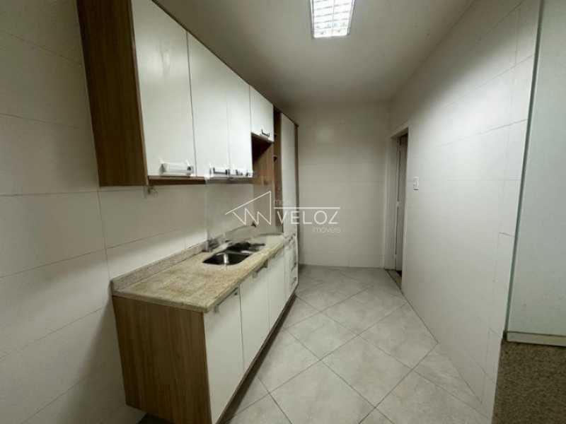 Apartamento à venda com 3 quartos, 130m² - Foto 5