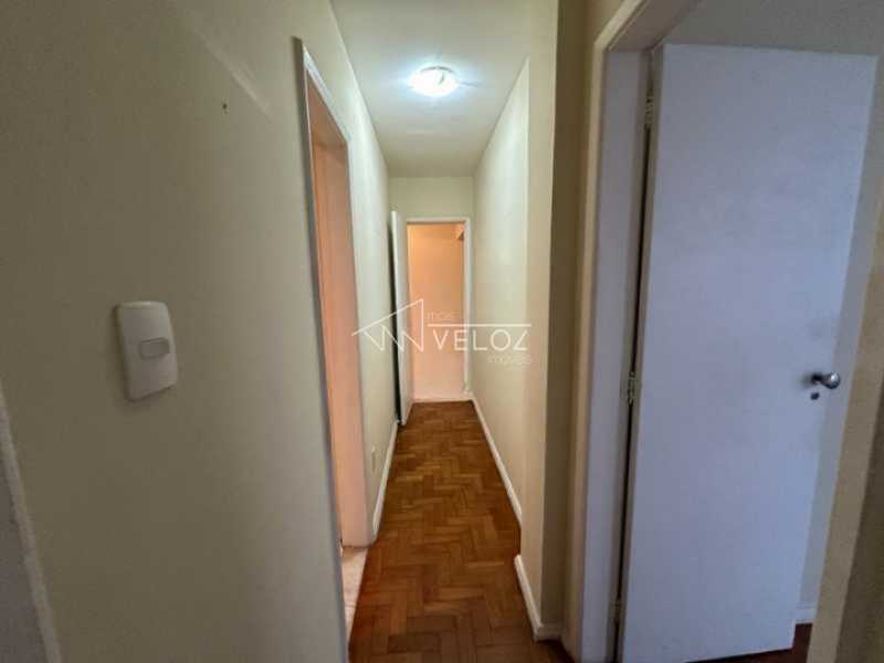 Apartamento à venda com 3 quartos, 130m² - Foto 3