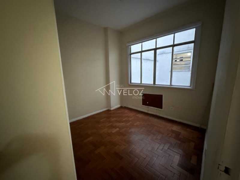 Apartamento à venda com 3 quartos, 130m² - Foto 14