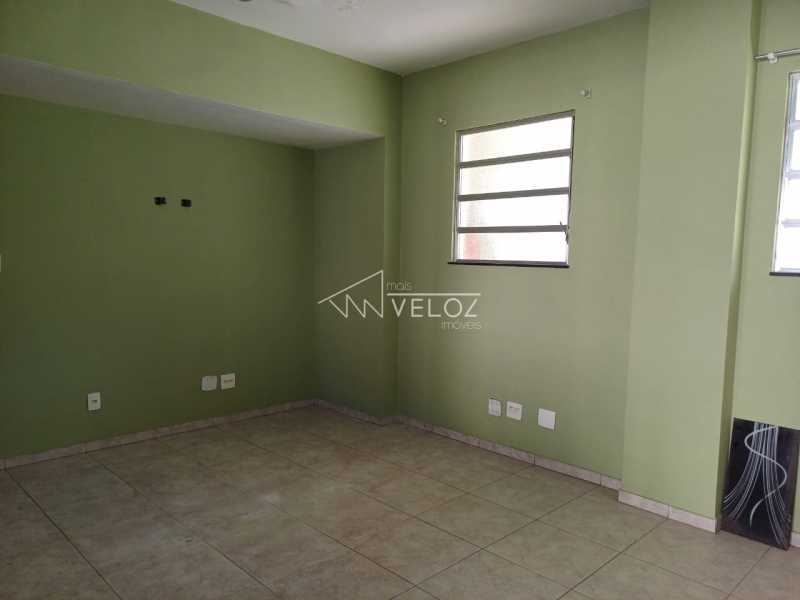 Apartamento à venda com 2 quartos, 100m² - Foto 9