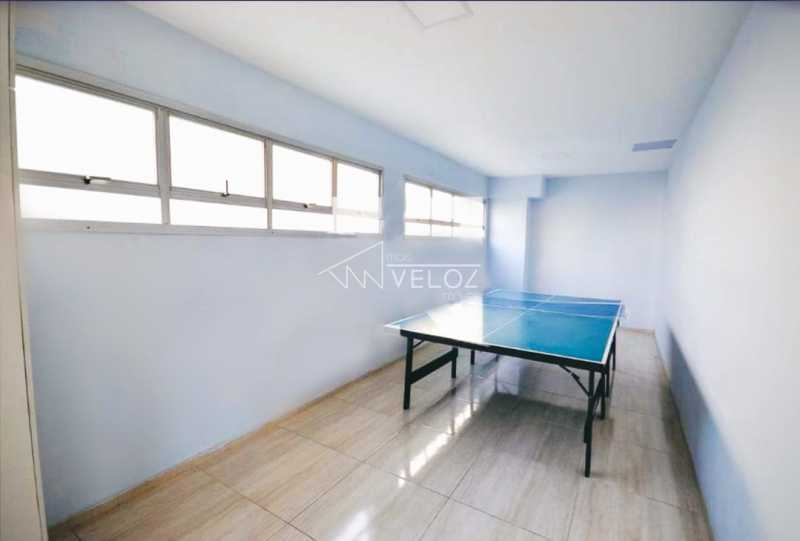 Apartamento à venda com 2 quartos, 75m² - Foto 29