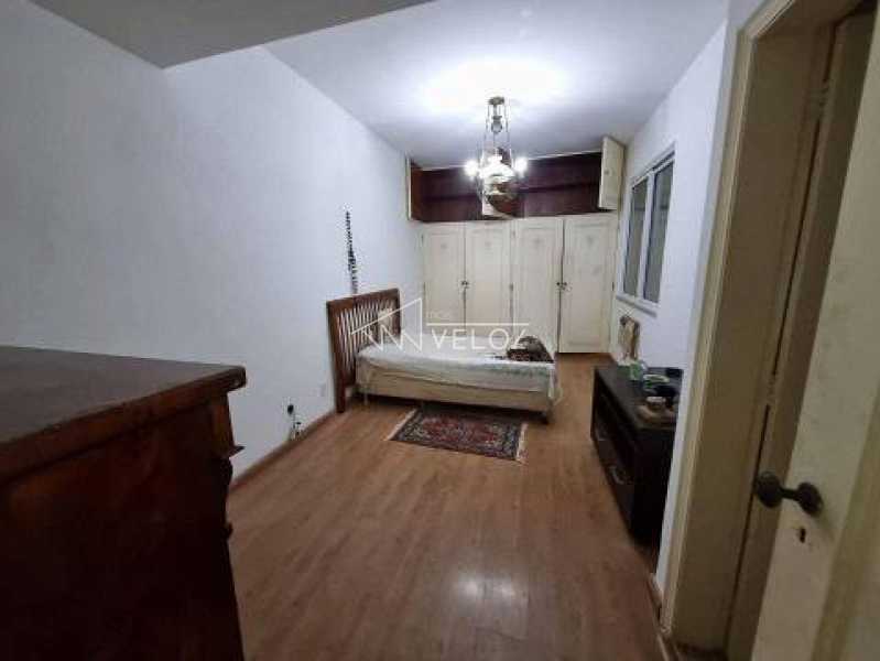 Apartamento à venda com 3 quartos, 140m² - Foto 9