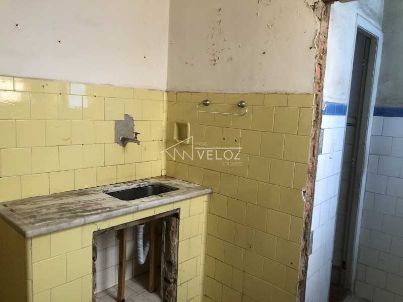 Apartamento à venda com 2 quartos, 82m² - Foto 4