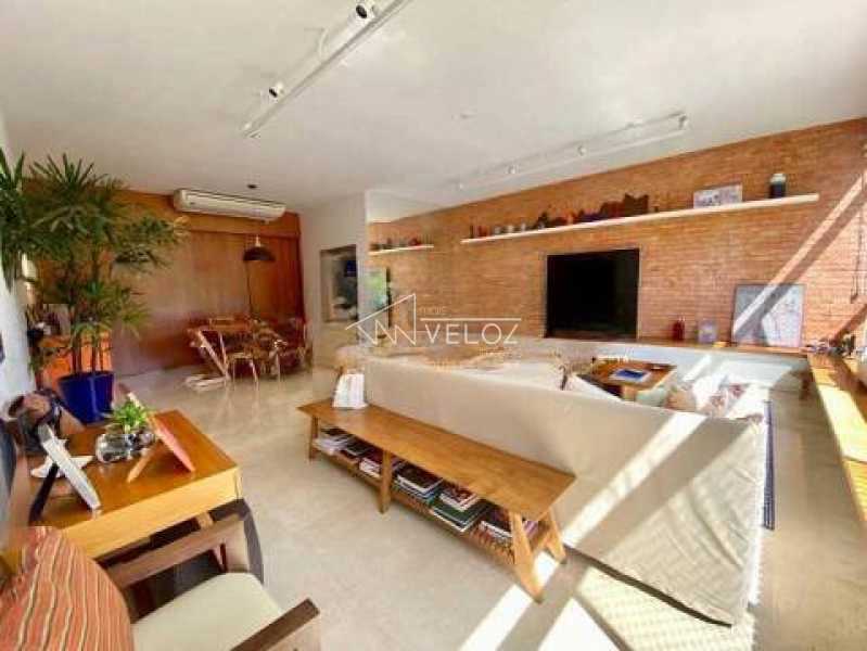 Apartamento à venda com 3 quartos, 178m² - Foto 2