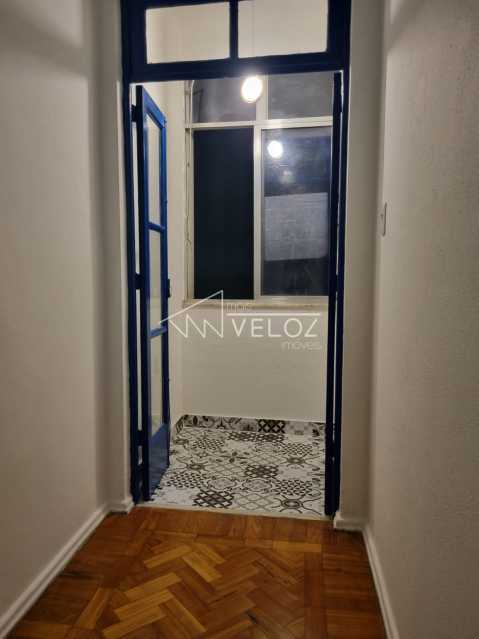 Apartamento à venda com 1 quarto, 31m² - Foto 26