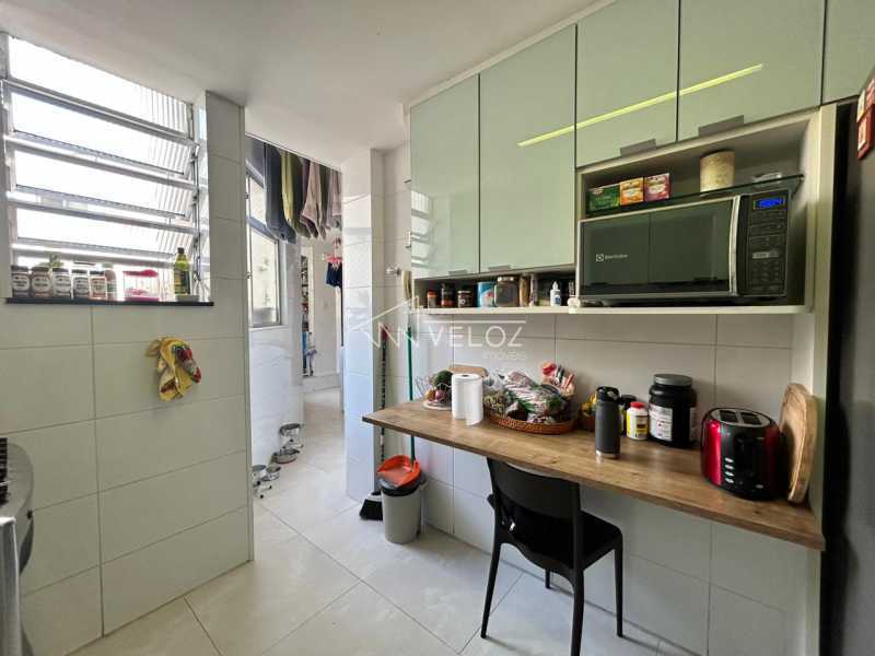 Apartamento à venda com 3 quartos, 109m² - Foto 22