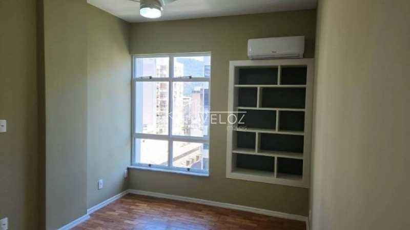 Apartamento à venda com 1 quarto, 60m² - Foto 11