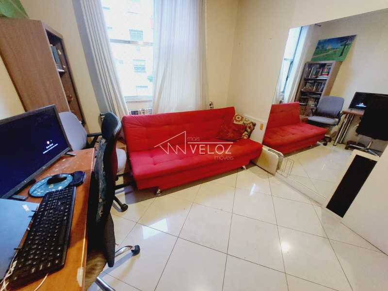 Apartamento à venda com 2 quartos, 70m² - Foto 10