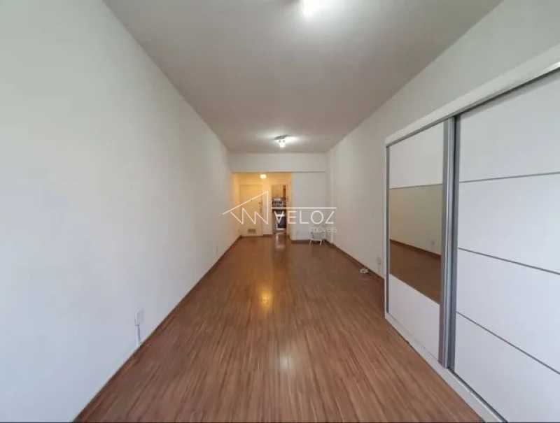 Apartamento à venda com 1 quarto, 42m² - Foto 5