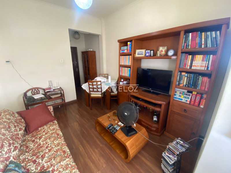 Apartamento à venda com 1 quarto, 32m² - Foto 5