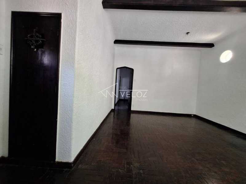 Apartamento à venda com 4 quartos, 118m² - Foto 2