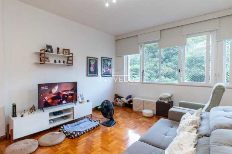 Apartamento à venda com 3 quartos, 132m² - Foto 4