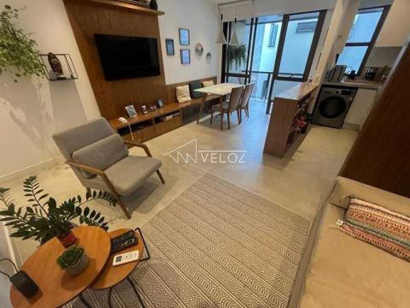 Apartamento à venda com 1 quarto, 57m² - Foto 1