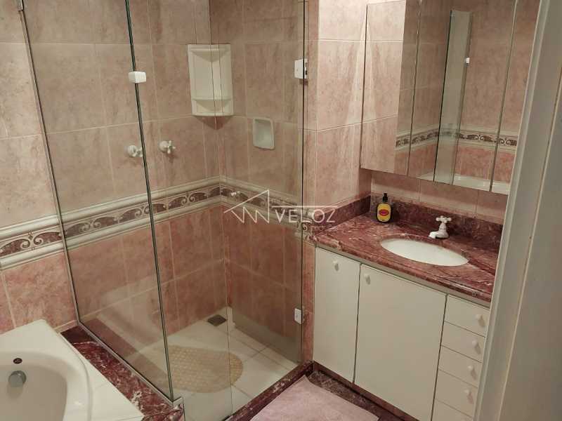 Apartamento à venda com 4 quartos, 206m² - Foto 15