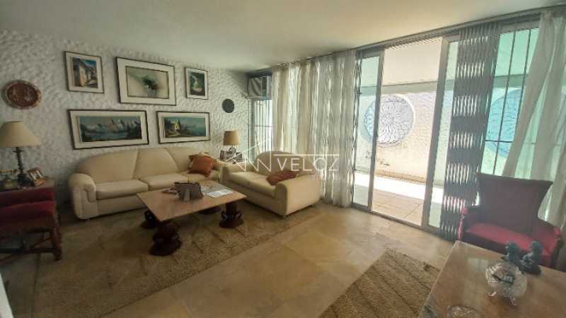 Apartamento à venda com 3 quartos, 170m² - Foto 1