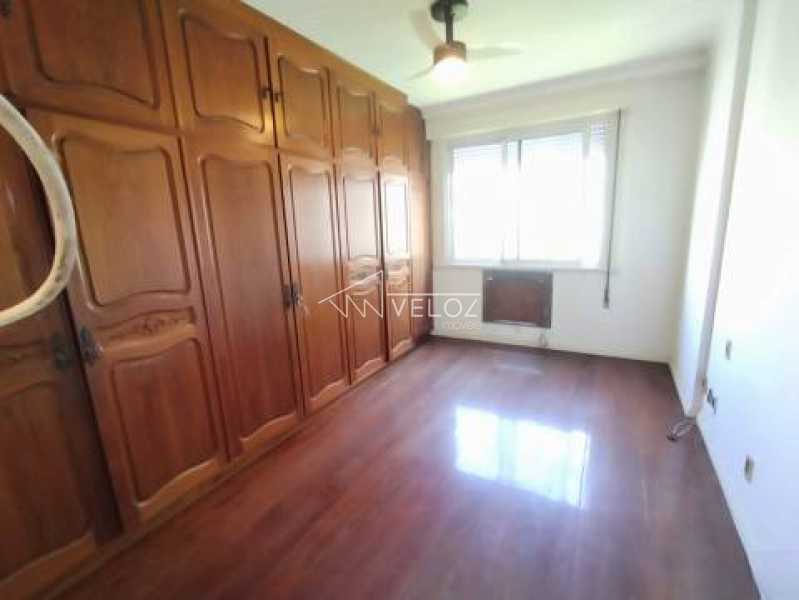 Apartamento à venda com 3 quartos, 159m² - Foto 5