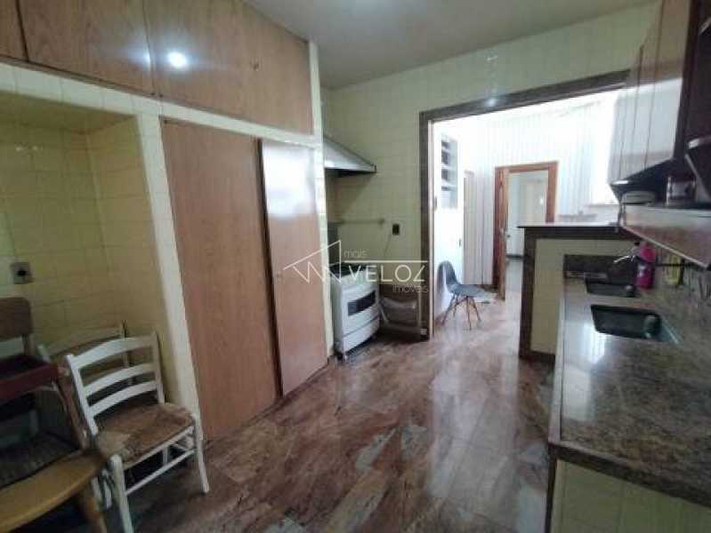 Apartamento à venda com 3 quartos, 159m² - Foto 14