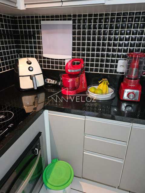 Apartamento à venda com 1 quarto, 43m² - Foto 23