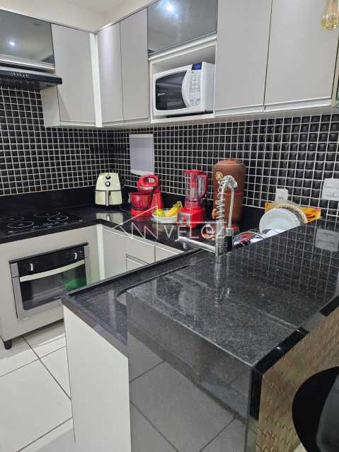 Apartamento à venda com 1 quarto, 43m² - Foto 16